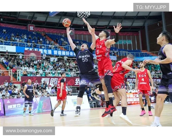 皇冠新体育助你掌握体育界最新动态与明星运动员的精彩表现 皇冠新体育助你掌握体育界最新动态与明星运动员的精彩表现